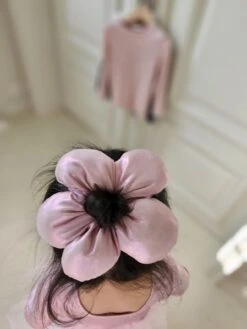 Slouchy Flower Scrunchie | Pink