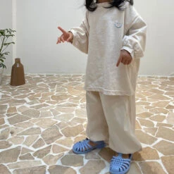 :) Embroidery Set | Cream