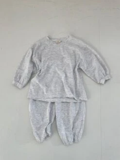 :) Embroidery Set | Heather Grey