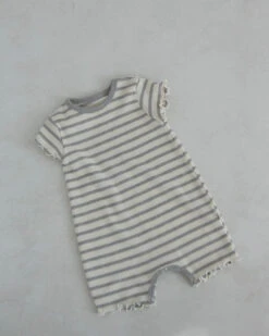 Lettuce Trim Waffle Romper | Grey