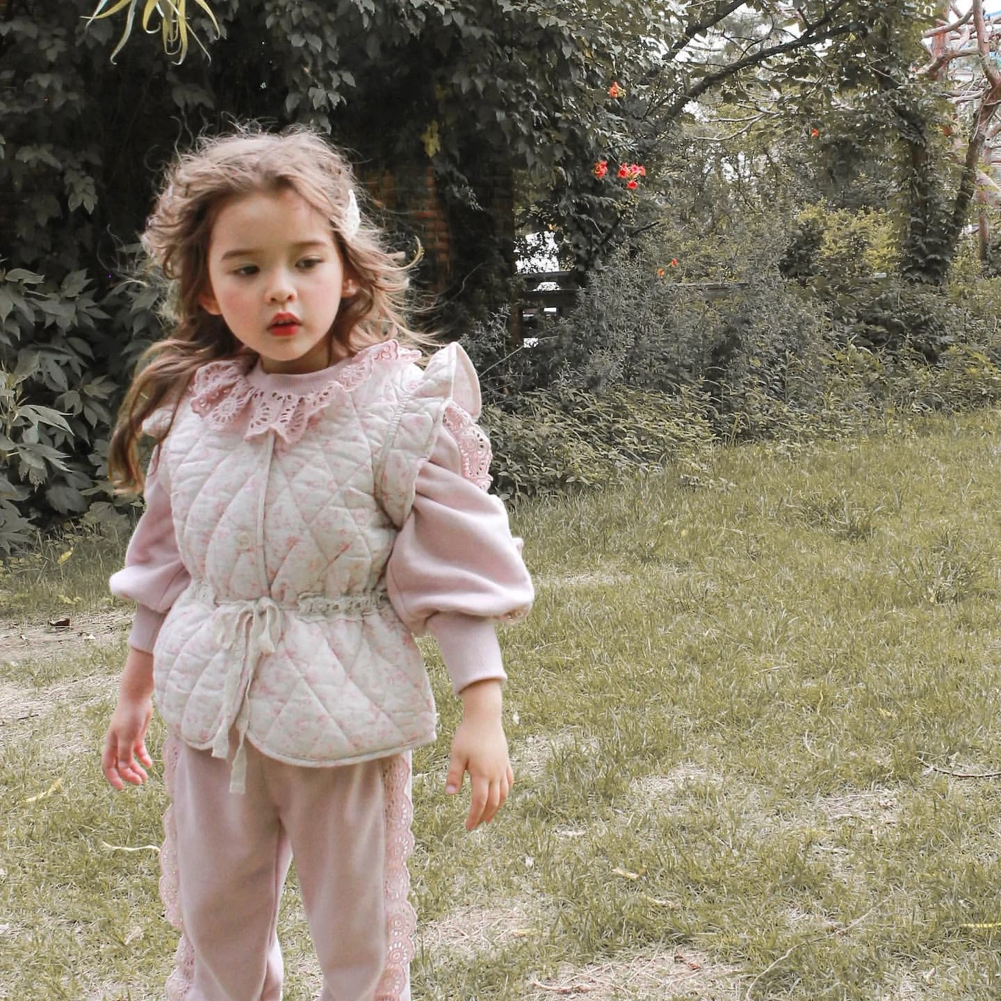 Floral Ruffle Vest - Pink