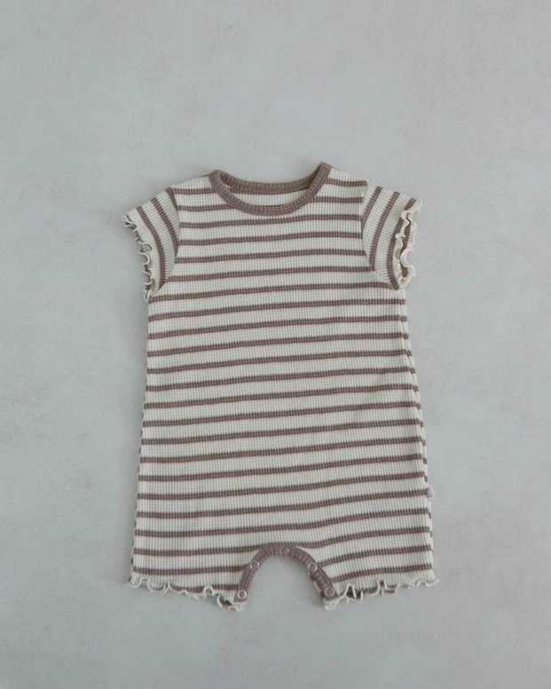 Lettuce Trim Waffle Romper | Mocha